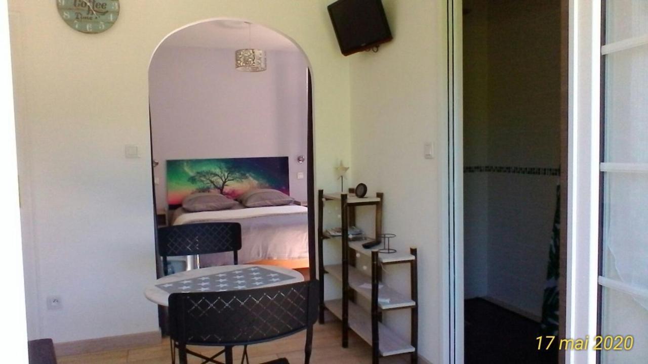 Le Clos Des Palombes Wifi Climatisation Saint-Pierre-du-Mont  Zewnętrze zdjęcie