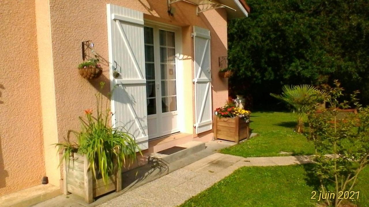 Le Clos Des Palombes Wifi Climatisation Saint-Pierre-du-Mont  Zewnętrze zdjęcie