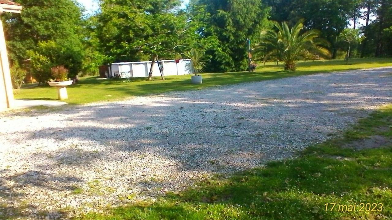 Le Clos Des Palombes Wifi Climatisation Saint-Pierre-du-Mont  Zewnętrze zdjęcie