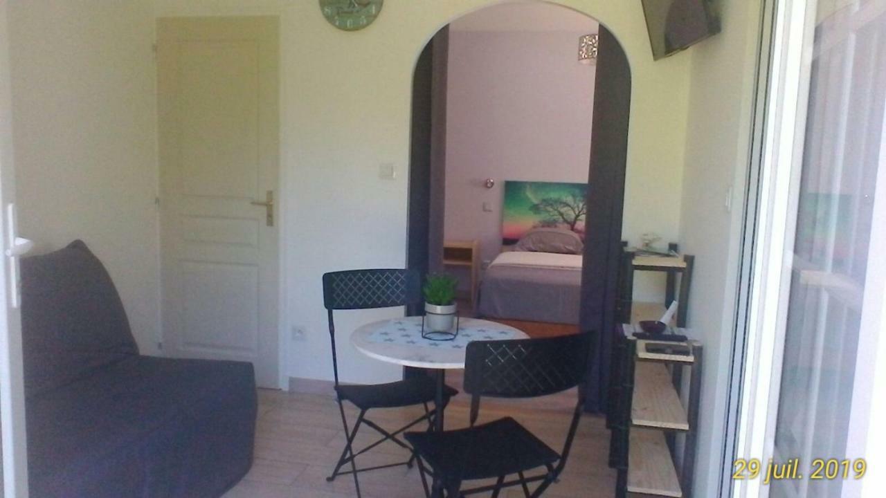 Le Clos Des Palombes Wifi Climatisation Saint-Pierre-du-Mont  Zewnętrze zdjęcie